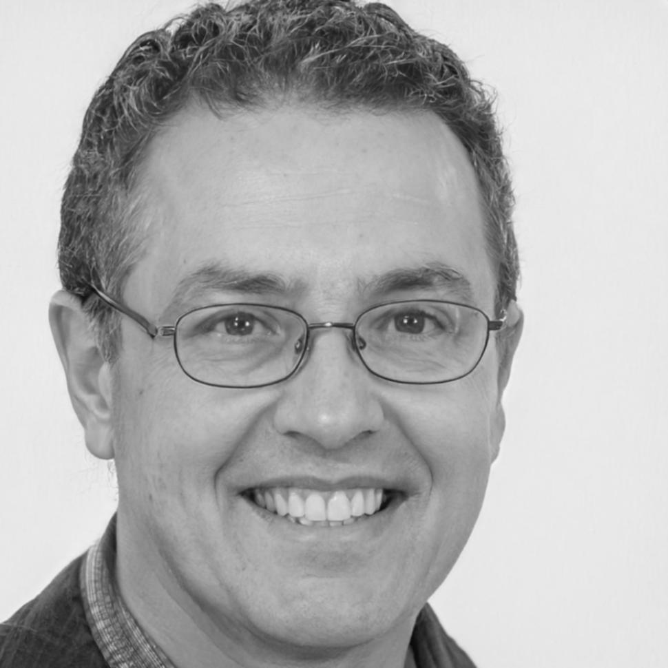 Bernhard Völkl, SEO-Spezialist und Gründer von Korinoraorelq